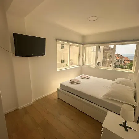 Paula Apartman