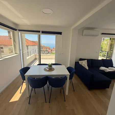 Paula Apartman Makarska
