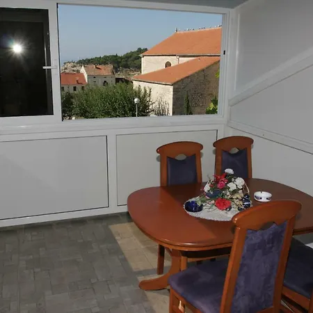 Paula Apartman Makarska