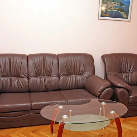 Paula Apartman Makarska