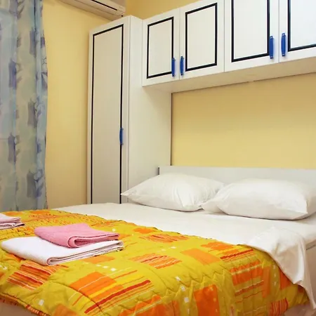 Paula Apartmán