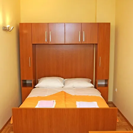 Paula Apartment *