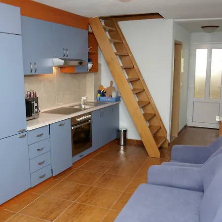 Apartment Paula Makarska