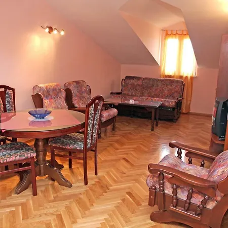 Paula Apartment *