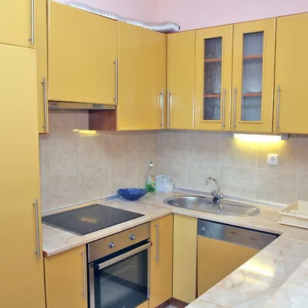 Apartman Paula *