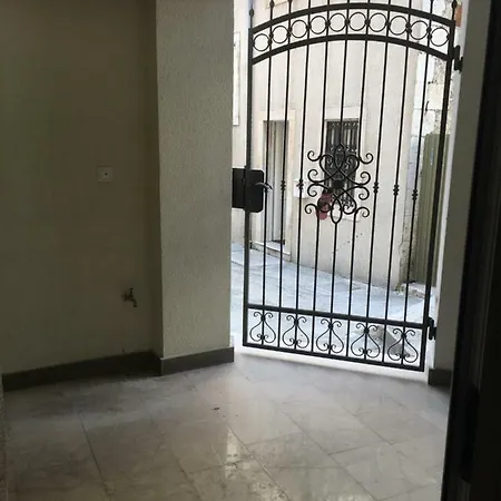 Paula Apartment *